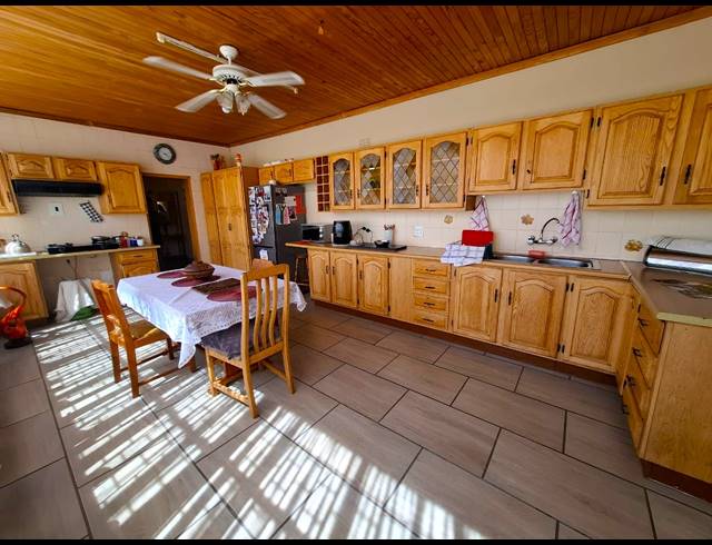 23,625M² SMALLHOLDING FOR SALE IN MOOILANDE